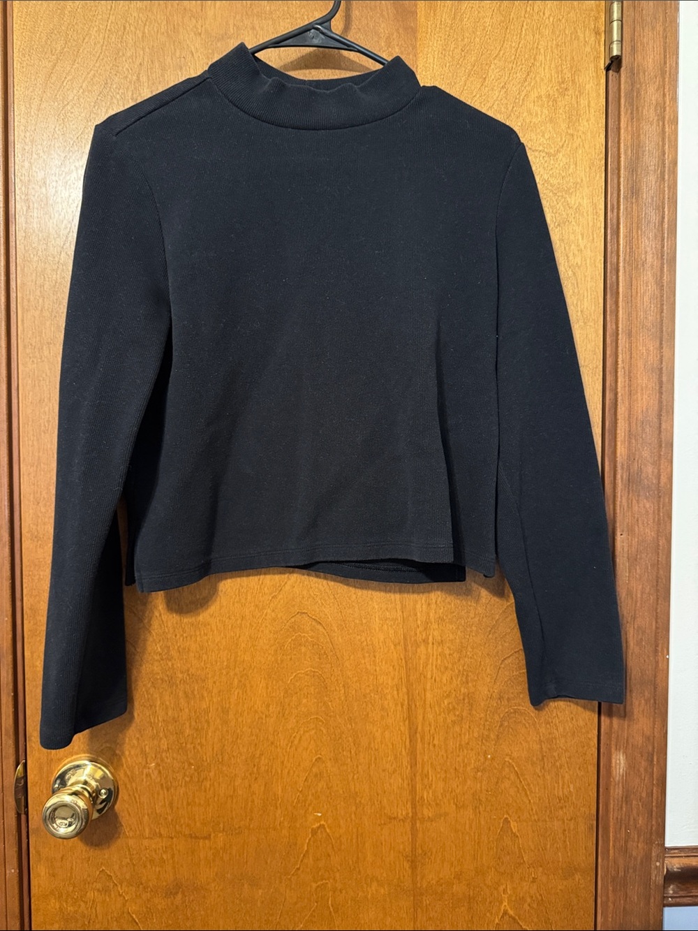 Old Navy Black Cropped Mock Neck Sweatshirt